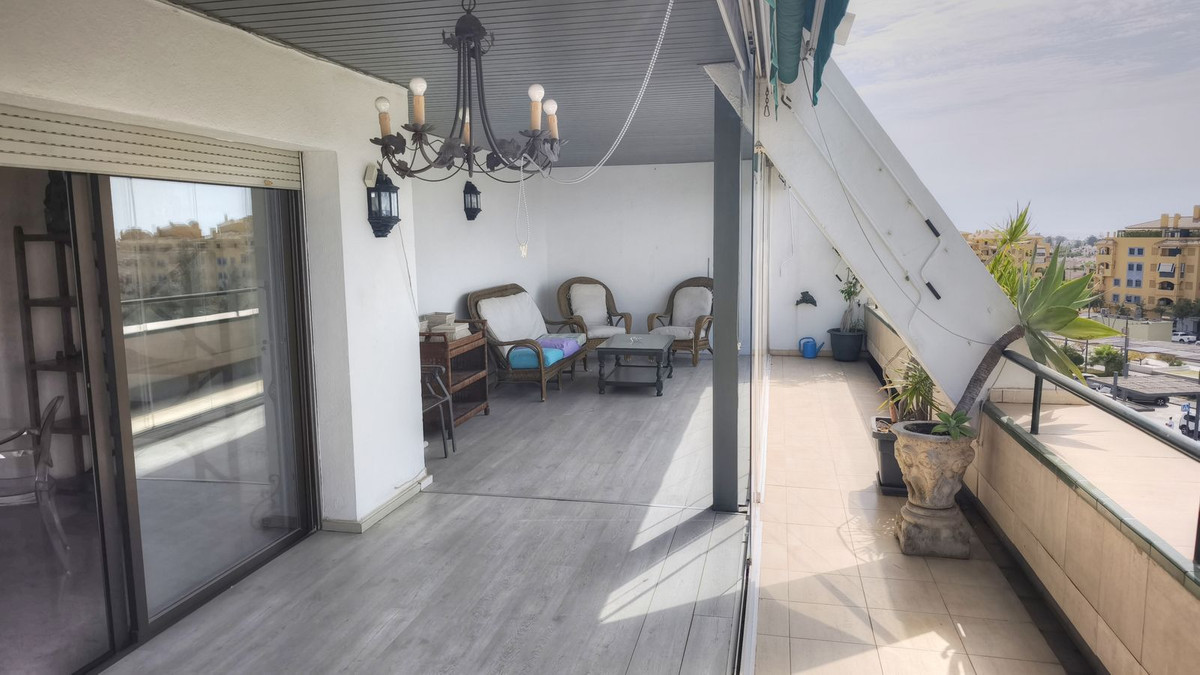 4 Bed Apartment for sale in San Pedro De Alcántara Costa Del Sol, Málaga, Spain
