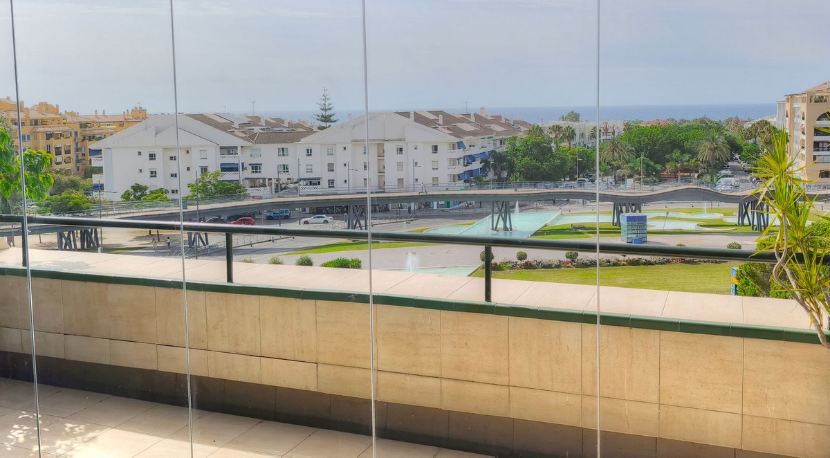 4 Bed Apartment for sale in San Pedro De Alcántara Costa Del Sol, Málaga, Spain