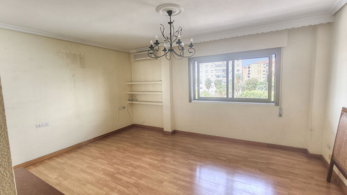 4 Bed Apartment for sale in San Pedro De Alcántara Costa Del Sol, Málaga, Spain
