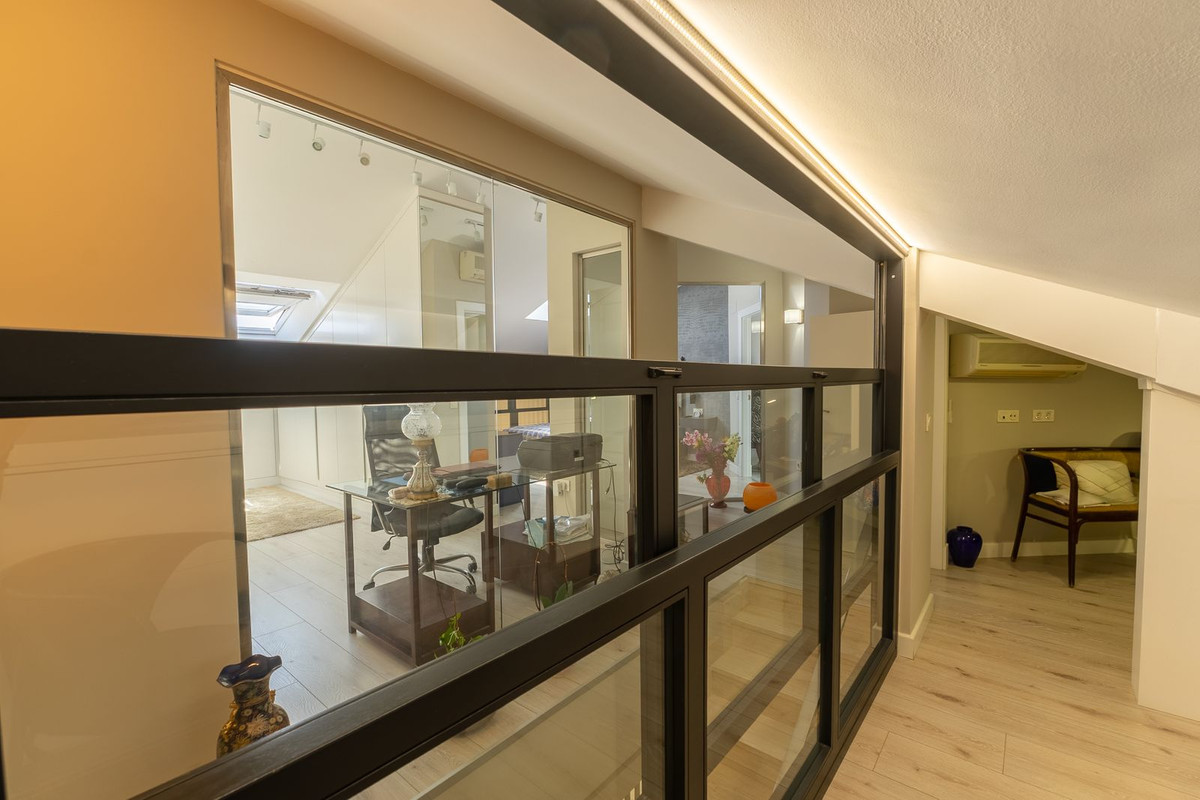2 Bed Apartment for sale in San Pedro De Alcántara Costa Del Sol, Málaga, Spain