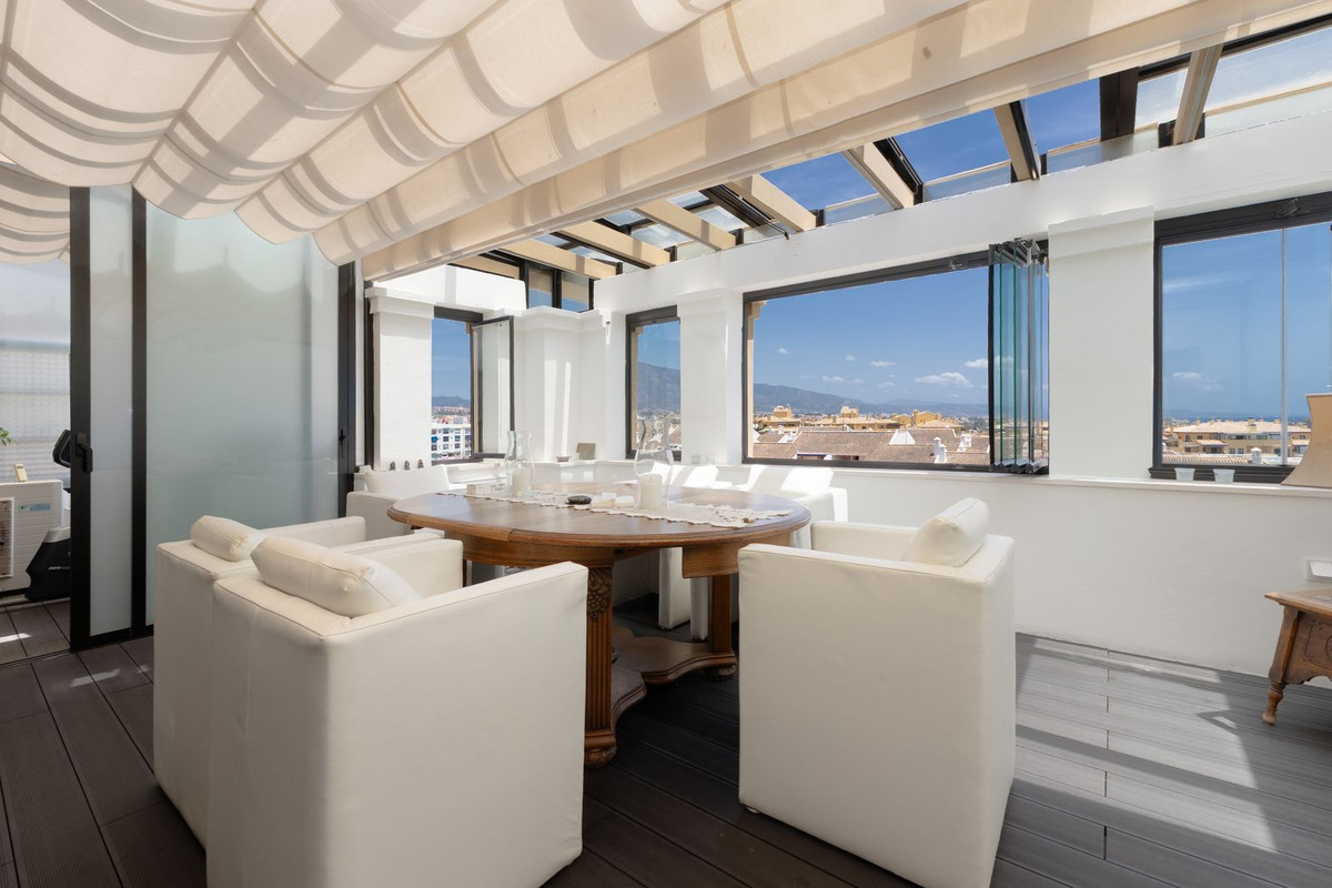2 Bed Apartment for sale in San Pedro De Alcántara Costa Del Sol, Málaga, Spain