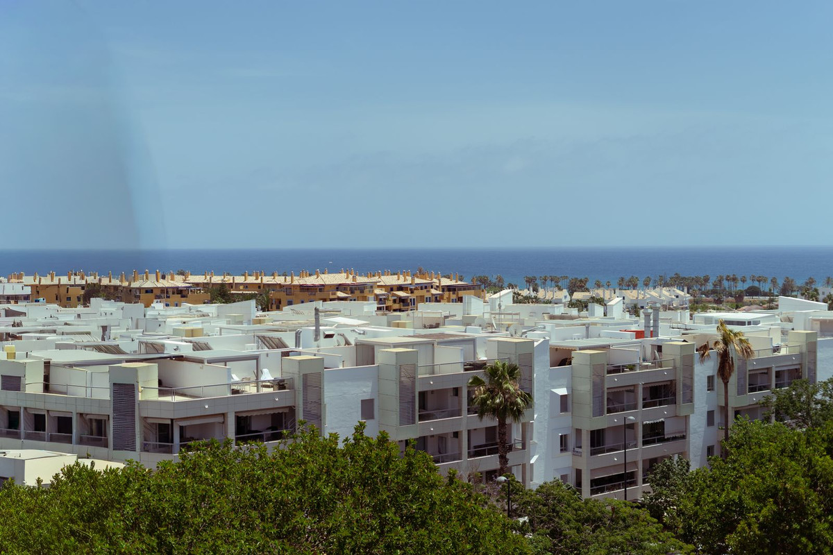 2 Bed Apartment for sale in San Pedro De Alcántara Costa Del Sol, Málaga, Spain