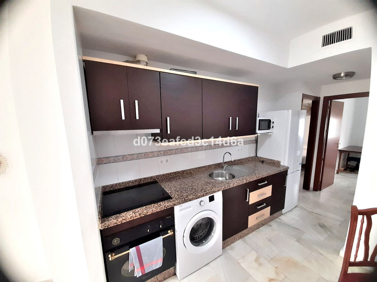 2 Bed Apartment for sale in Ronda Costa Del Sol, Málaga, Spain