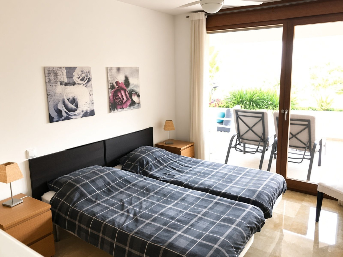 Se vende Apartamento Planta Media de 3 dormitorios en Costa Del Sol, Málaga, España