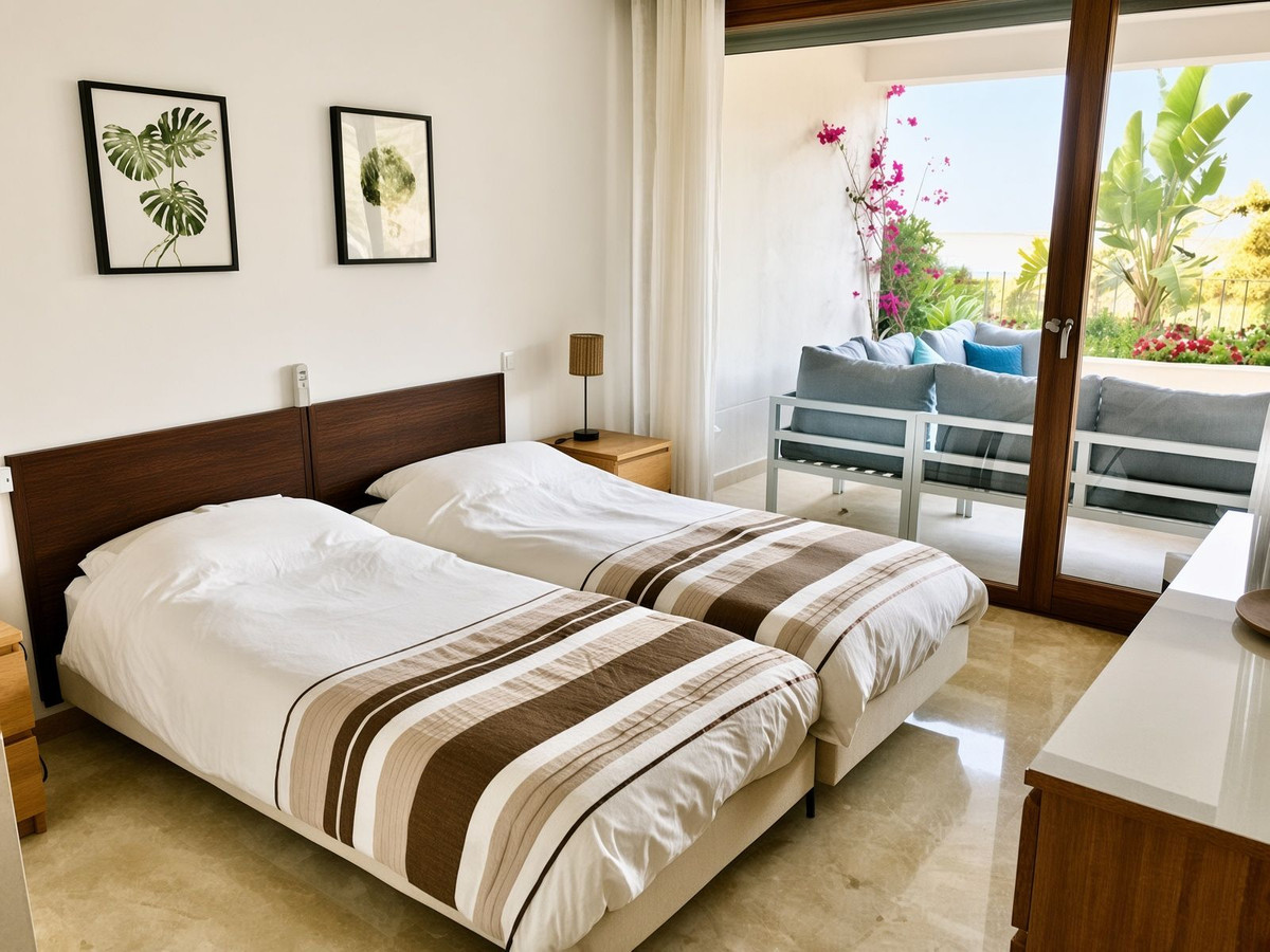 Se vende Apartamento Planta Media de 3 dormitorios en Costa Del Sol, Málaga, España