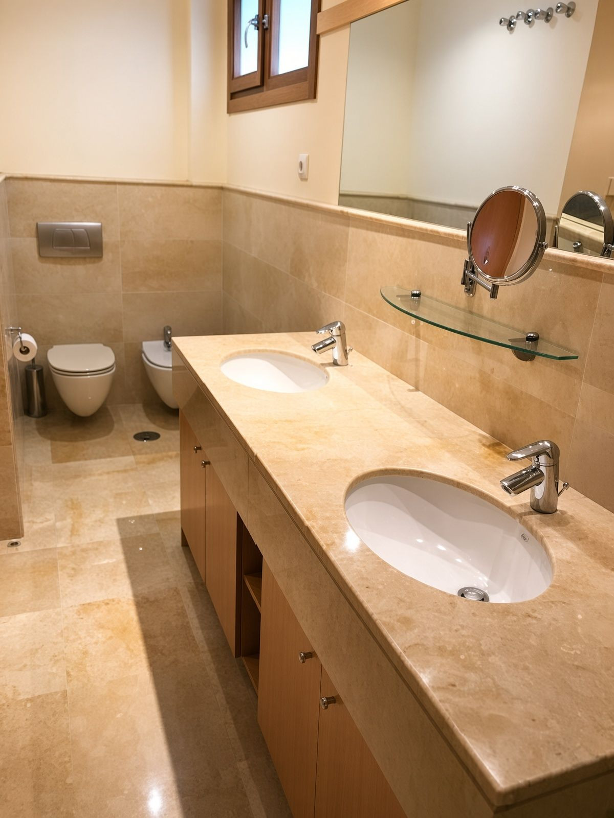Se vende Apartamento Planta Media de 3 dormitorios en Costa Del Sol, Málaga, España