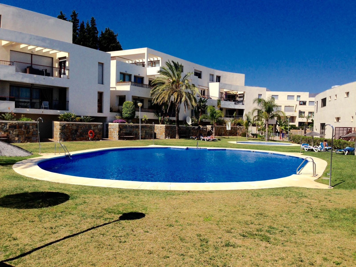 Se vende Apartamento Planta Media de 3 dormitorios en Costa Del Sol, Málaga, España