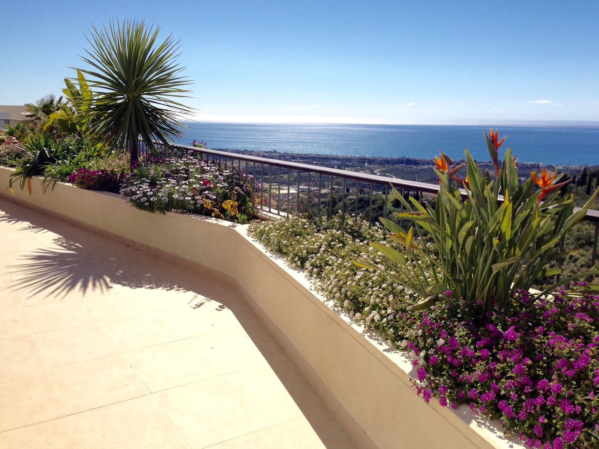 Se vende Apartamento Planta Media de 3 dormitorios en Costa Del Sol, Málaga, España