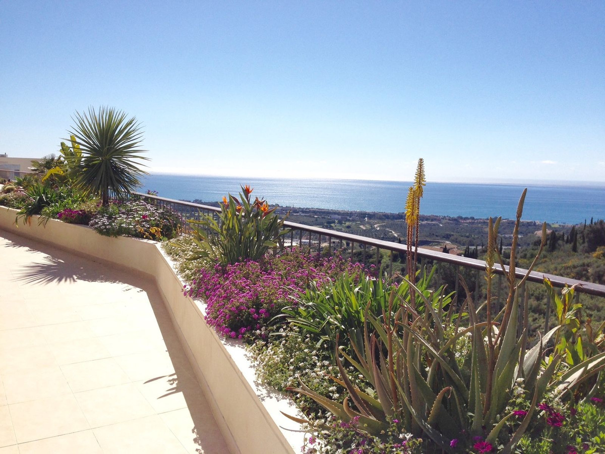 Se vende Apartamento Planta Media de 3 dormitorios en Costa Del Sol, Málaga, España