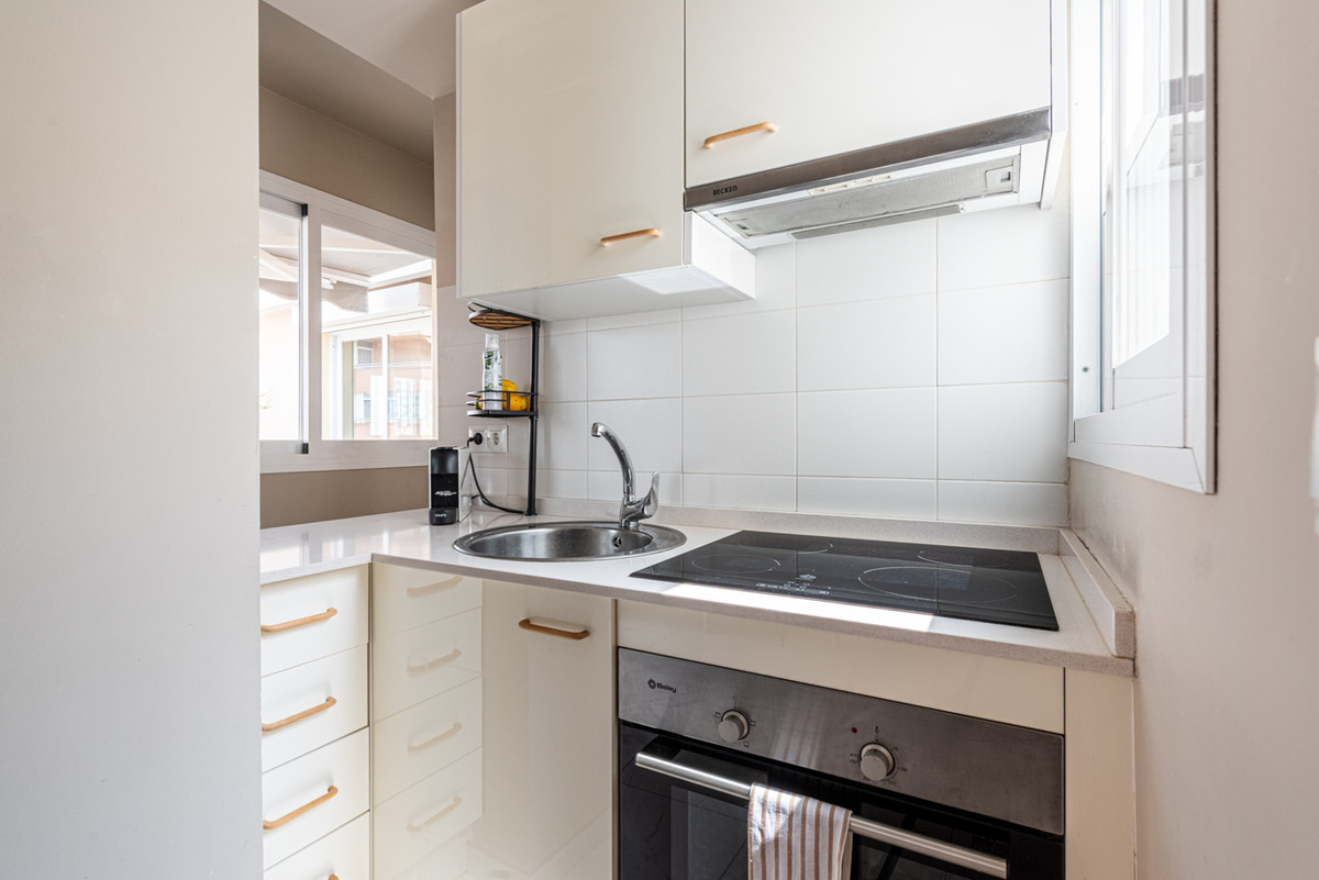 2 Bed Apartment for sale in Los Boliches Costa Del Sol, Málaga, Spain