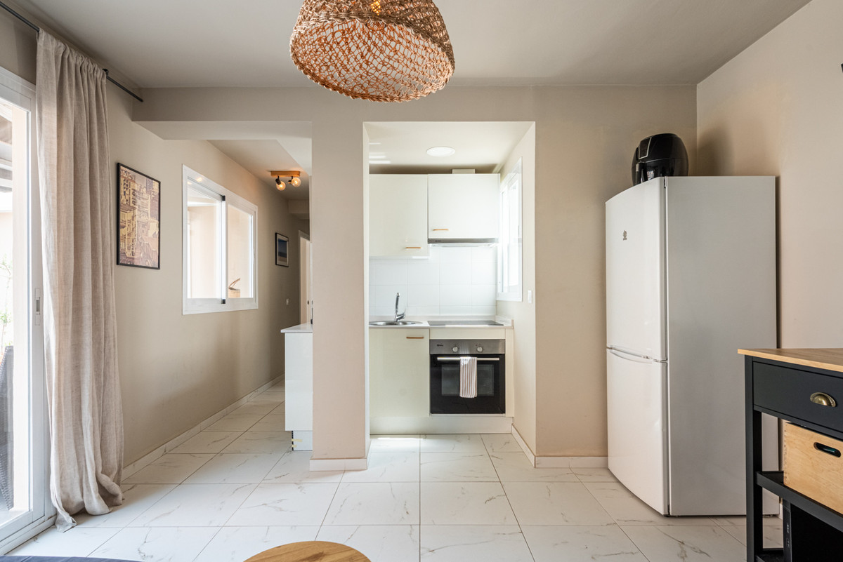 2 Bed Apartment for sale in Los Boliches Costa Del Sol, Málaga, Spain