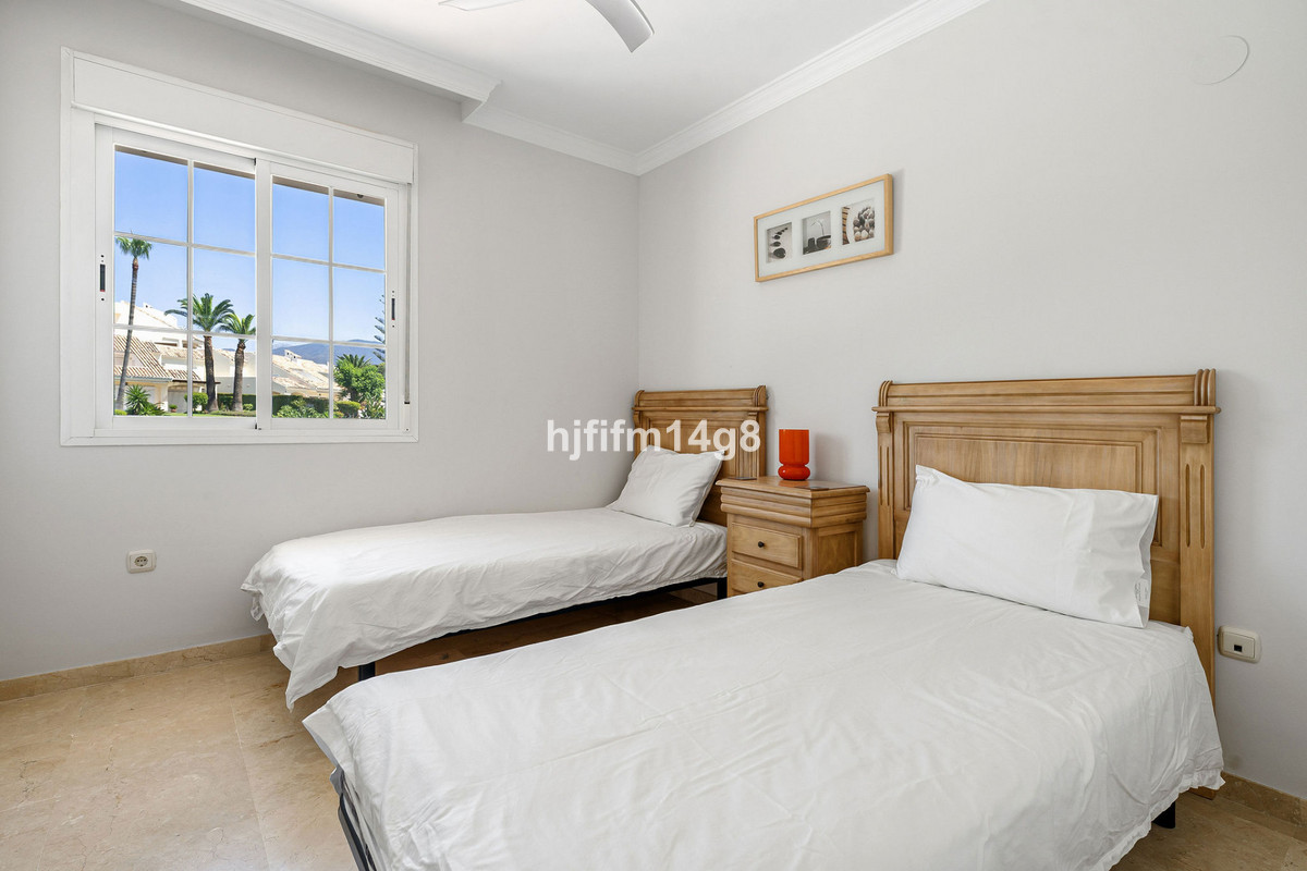 Se vende Adosada de 3 dormitorios en Costa Del Sol, Málaga, España