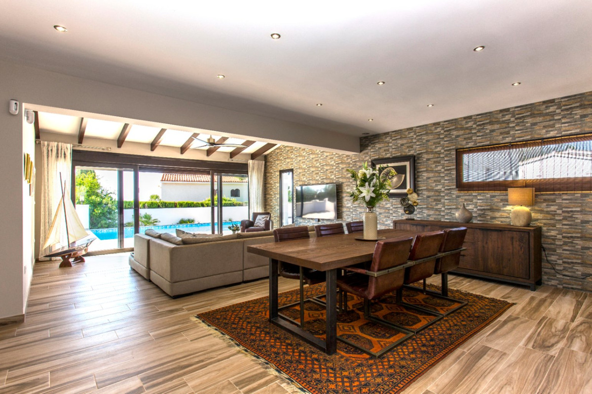 4 Bed Townhouse for sale in Moraira Costa Blanca, Alicante, Spain