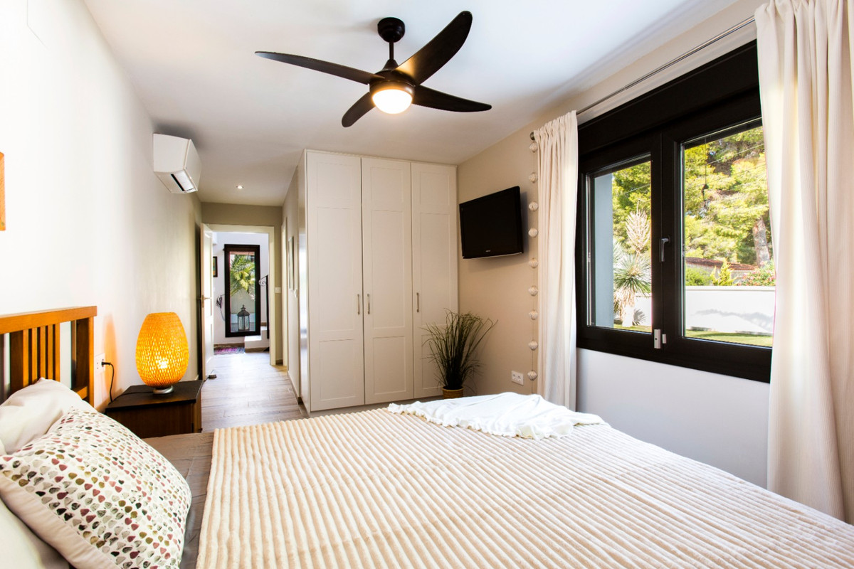 4 Bed Townhouse for sale in Moraira Costa Blanca, Alicante, Spain