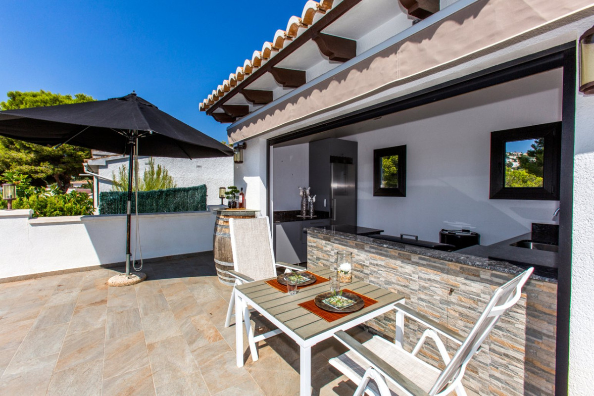 4 Bed Townhouse for sale in Moraira Costa Blanca, Alicante, Spain