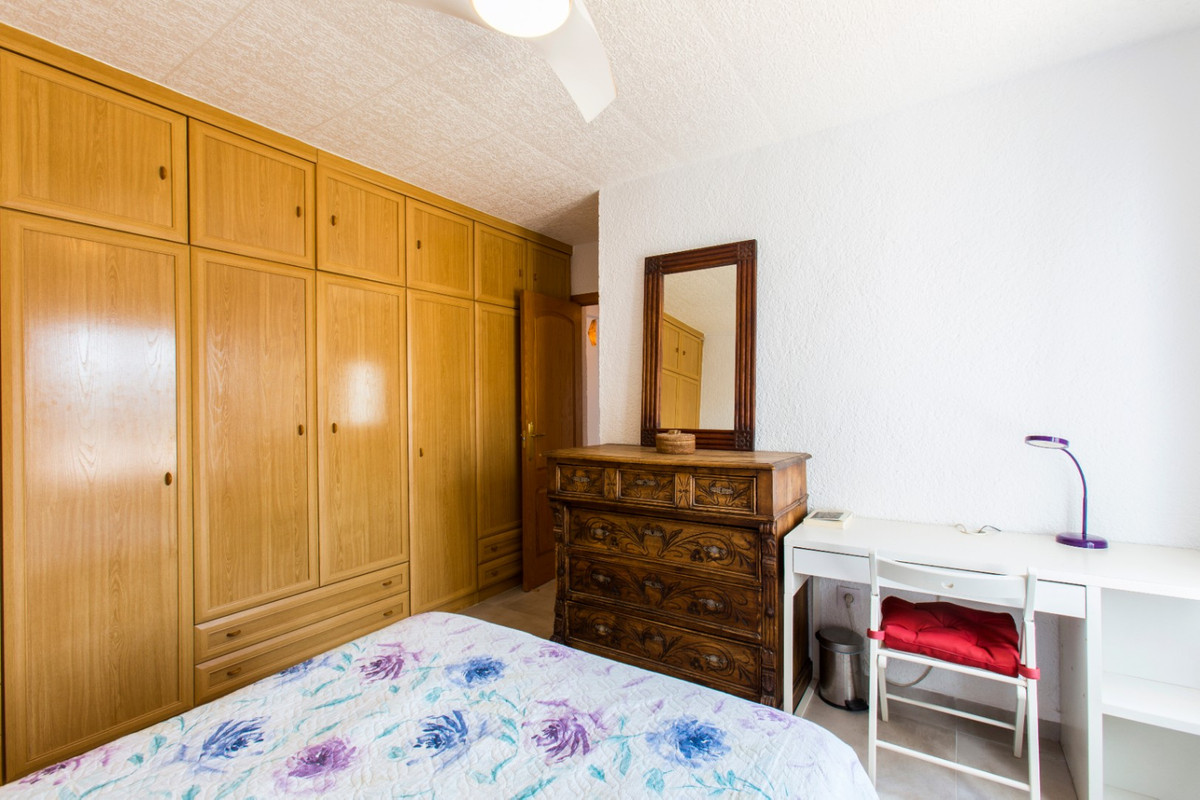 Se vende Villa - Chalet de 5 dormitorios en Costa Blanca, Alicante, España