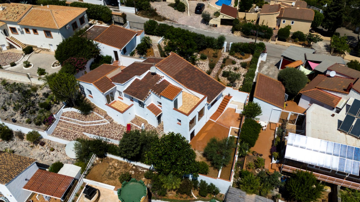 Se vende Villa - Chalet de 5 dormitorios en Costa Blanca, Alicante, España