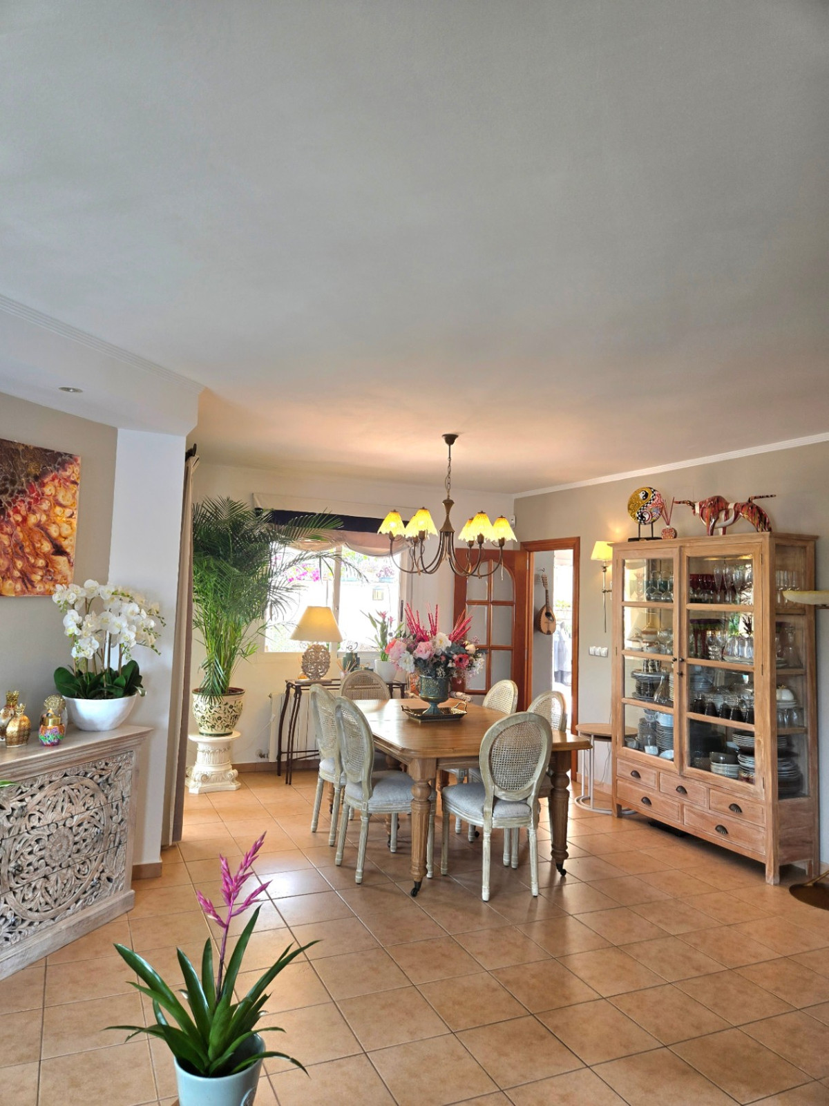 Se vende Villa - Chalet de 4 dormitorios en Costa Blanca, Alicante, España