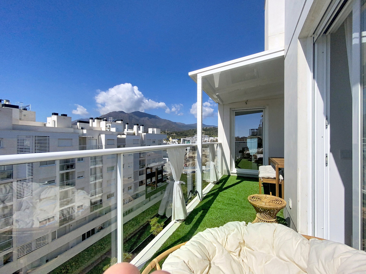 3 Bed Apartment for sale in Estepona Costa Del Sol, Málaga, Spain