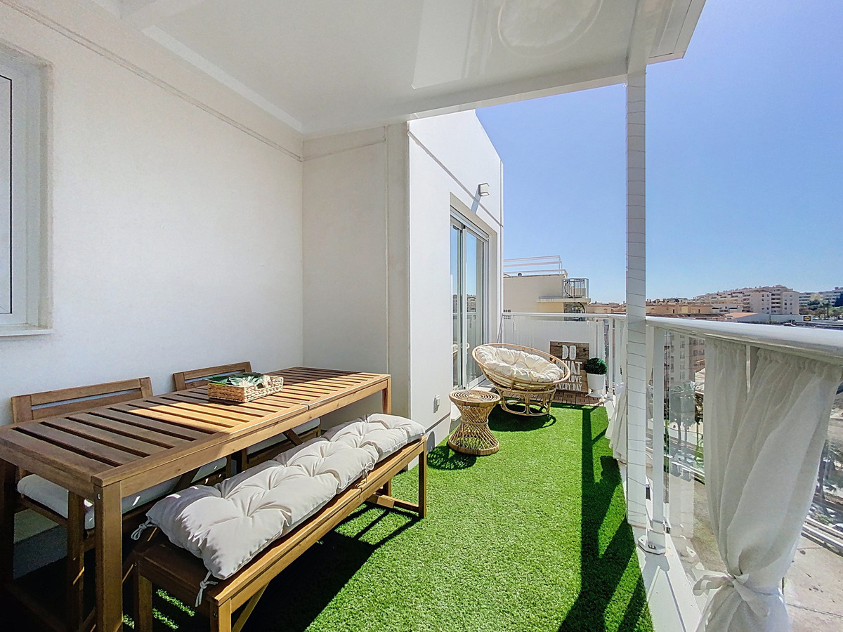 3 Bed Apartment for sale in Estepona Costa Del Sol, Málaga, Spain