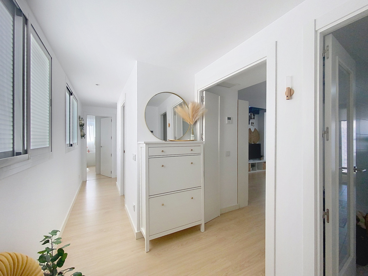3 Bed Apartment for sale in Estepona Costa Del Sol, Málaga, Spain