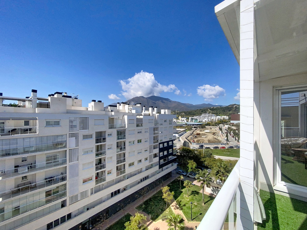 3 Bed Apartment for sale in Estepona Costa Del Sol, Málaga, Spain