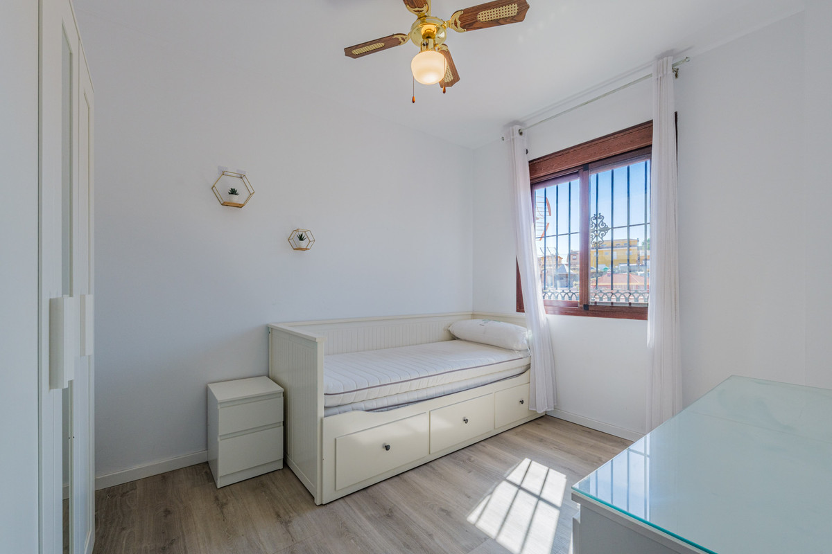 6 Bed Townhouse for sale in Puerto De La Torre Costa Del Sol, Málaga, Spain