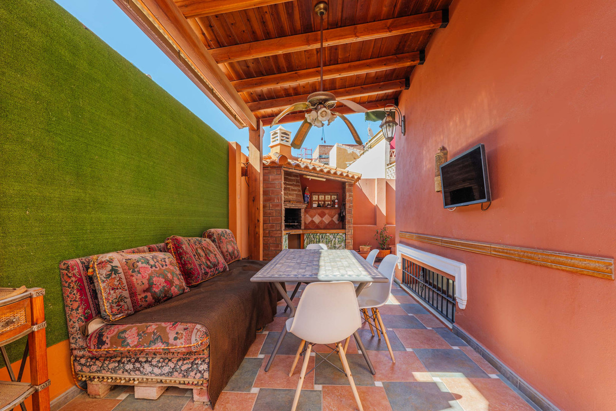 6 Bed Townhouse for sale in Puerto De La Torre Costa Del Sol, Málaga, Spain