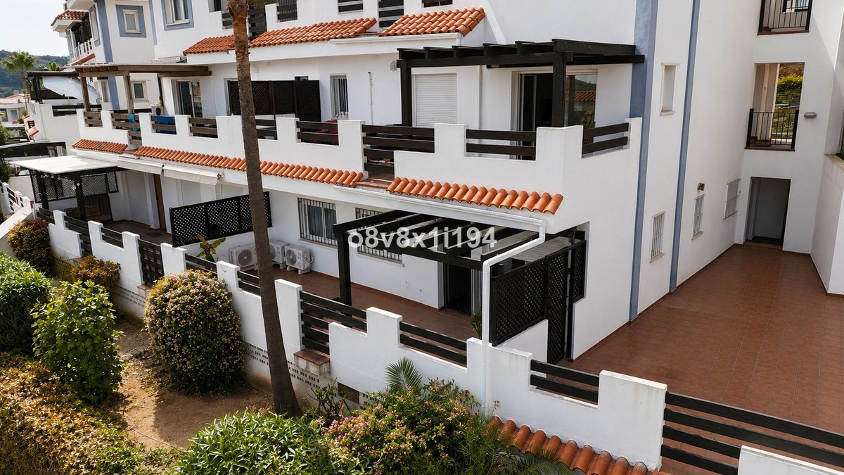 2 Bed Apartment for sale in Manilva Costa Del Sol, Málaga, Spain