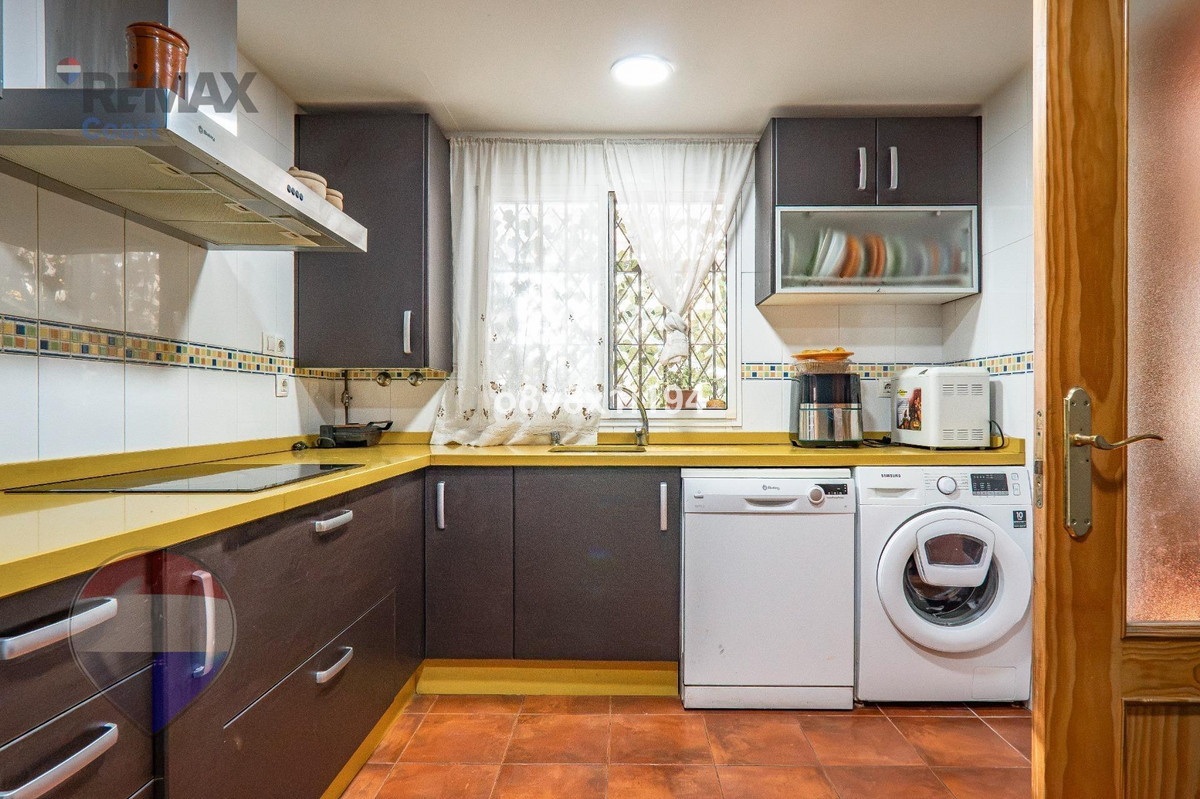 4 Bed Townhouse for sale in Cártama Costa Del Sol, Málaga, Spain