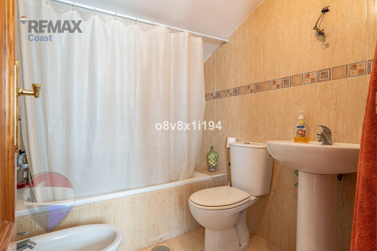 4 Bed Townhouse for sale in Cártama Costa Del Sol, Málaga, Spain