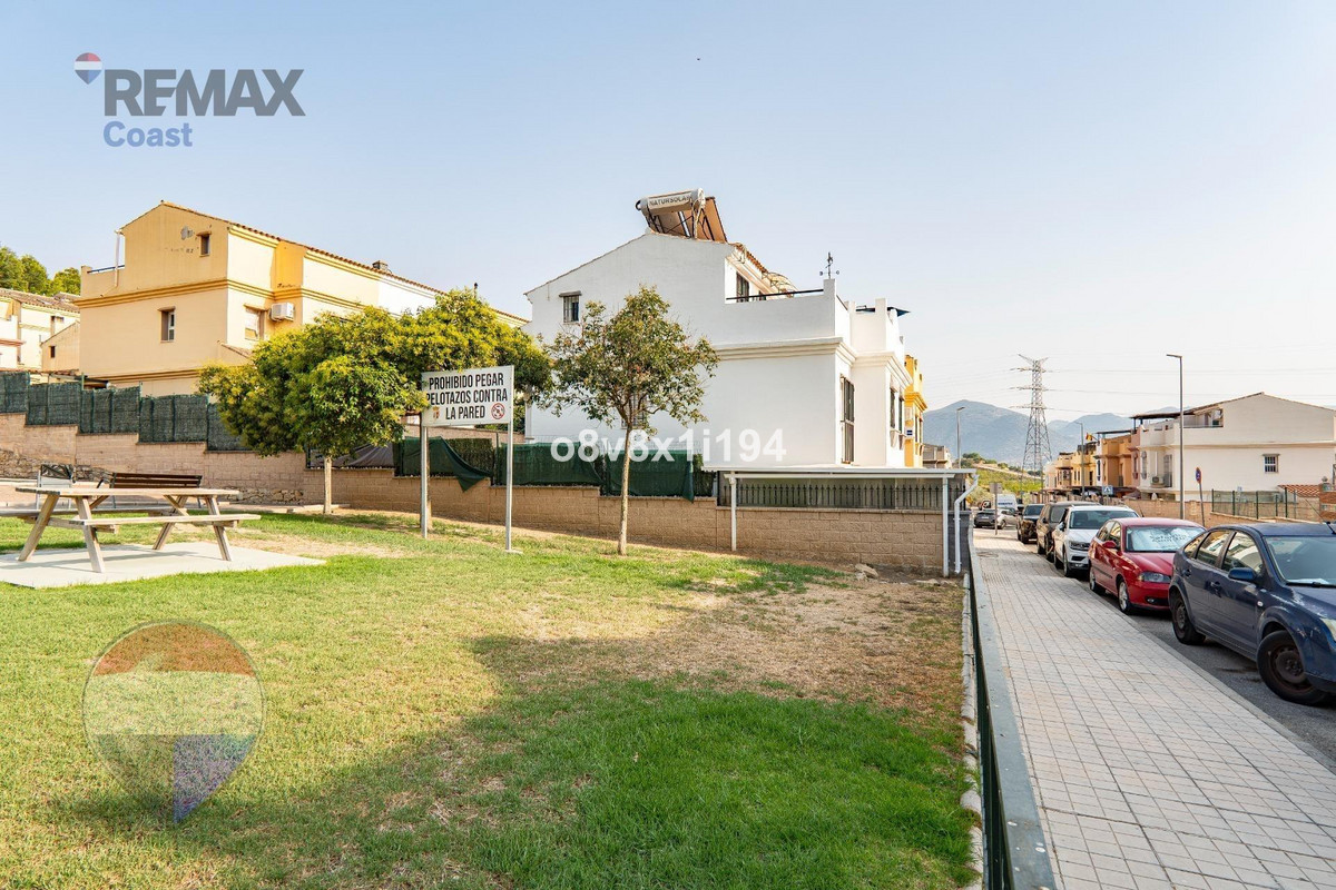 4 Bed Townhouse for sale in Cártama Costa Del Sol, Málaga, Spain