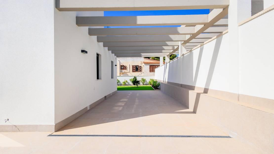 Se vende Adosada de 3 dormitorios en Costa Blanca, Alicante, España