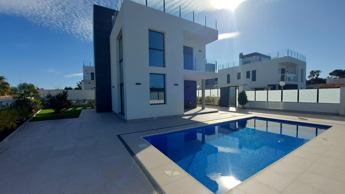 Se vende Adosada de 3 dormitorios en Costa Blanca, Alicante, España