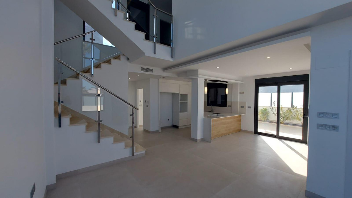 Se vende Adosada de 3 dormitorios en Costa Blanca, Alicante, España