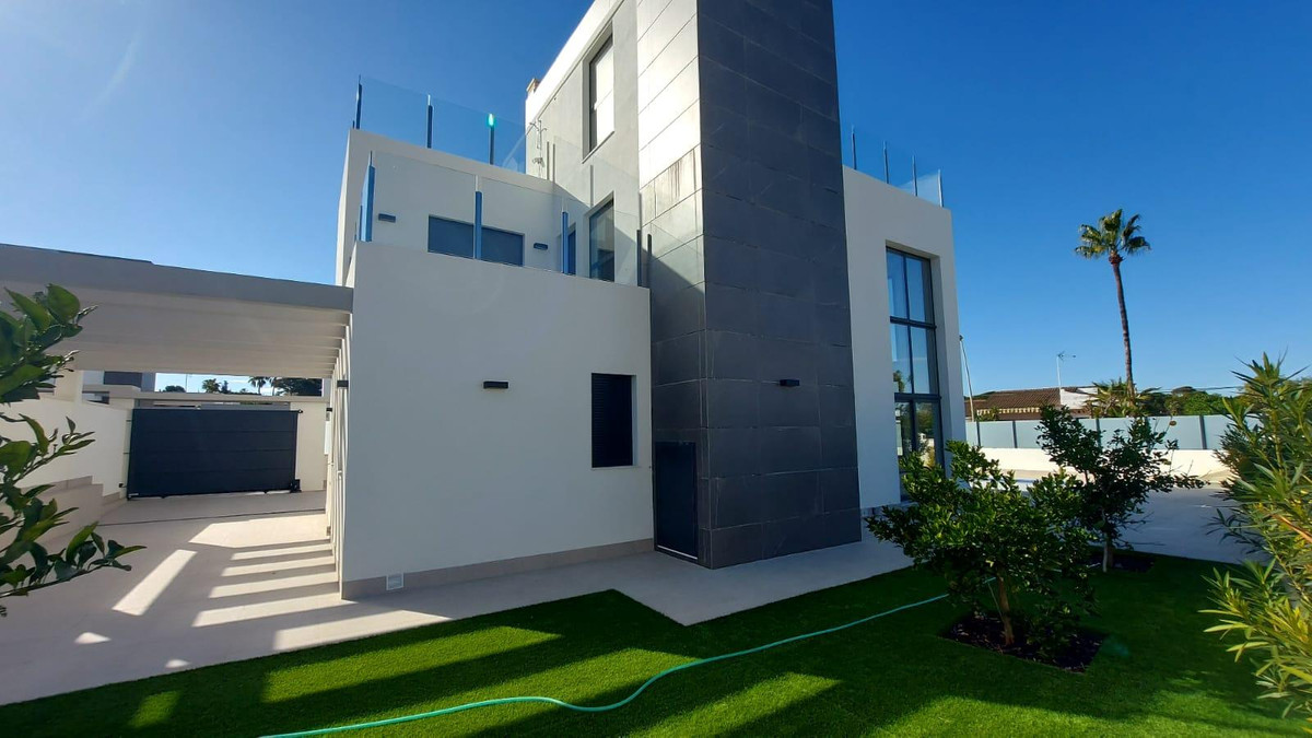 Se vende Adosada de 3 dormitorios en Costa Blanca, Alicante, España