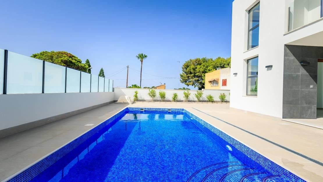Se vende Adosada de 3 dormitorios en Costa Blanca, Alicante, España