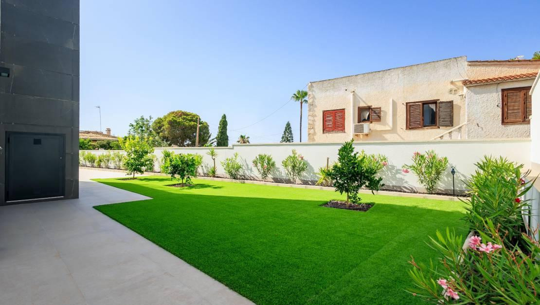 Se vende Adosada de 3 dormitorios en Costa Blanca, Alicante, España