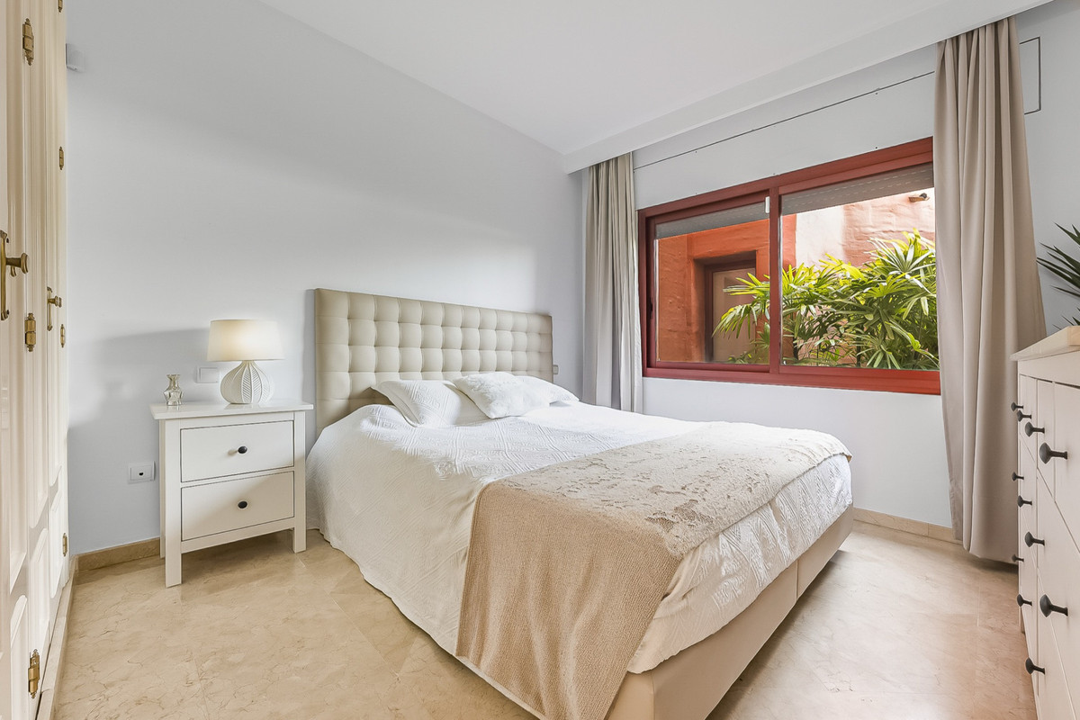 2 Bed Apartment for sale in Estepona Costa Del Sol, Málaga, Spain
