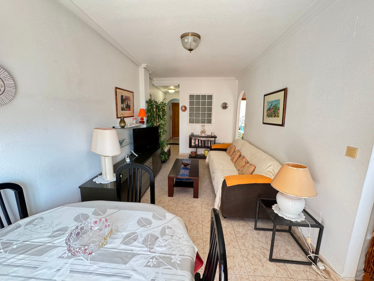 3 Bed Apartment for sale in Guardamar Del Segura Costa Blanca, Alicante, Spain