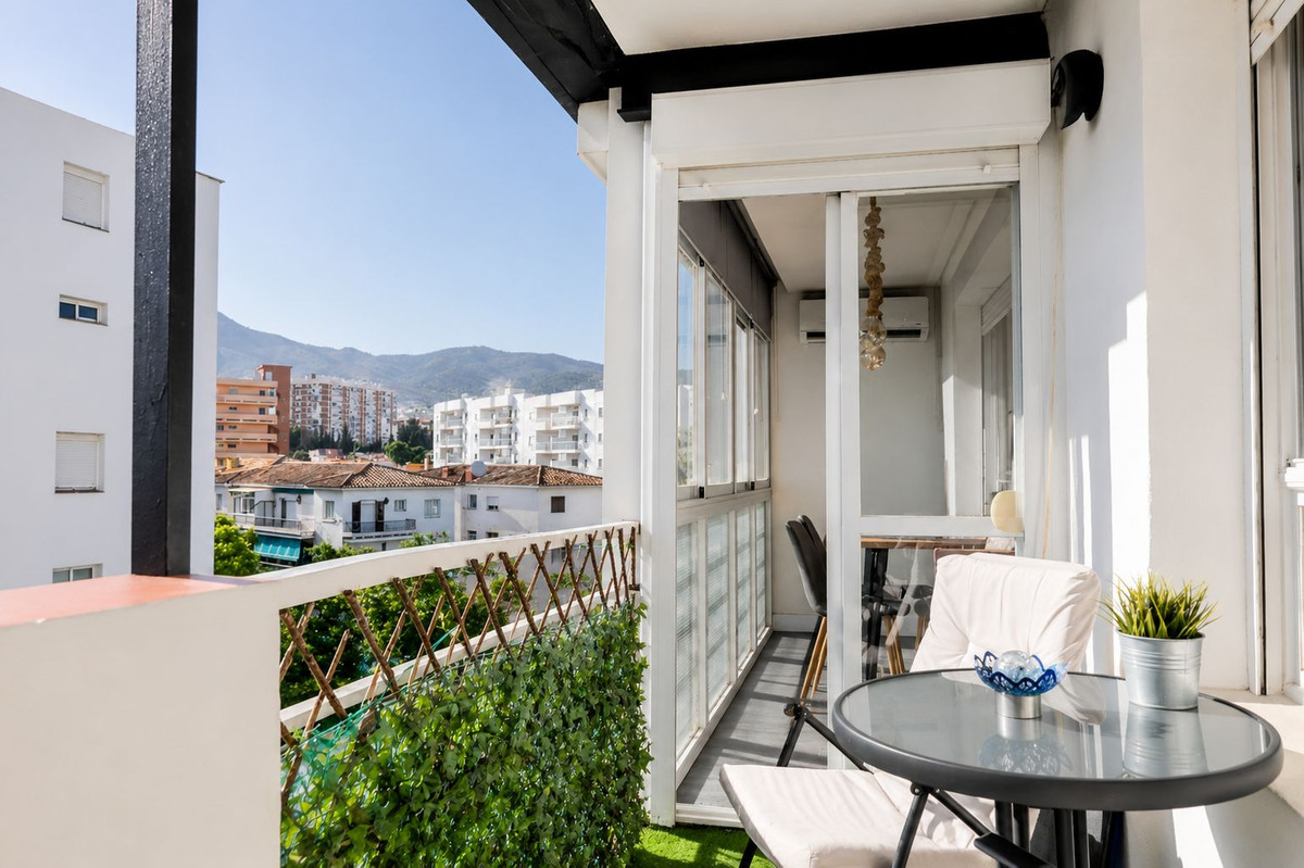 Se vende Apartamento Planta Media de 2 dormitorios en Costa Del Sol, Málaga, España