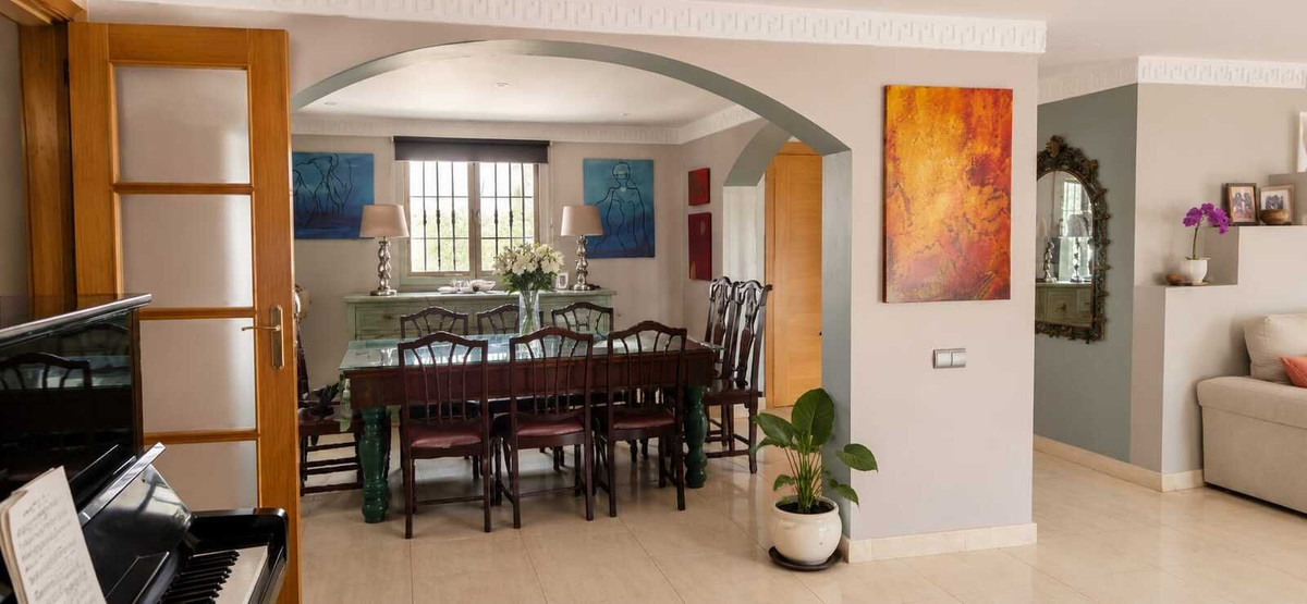 5 Bed Townhouse for sale in Mijas Costa Del Sol, Málaga, Spain