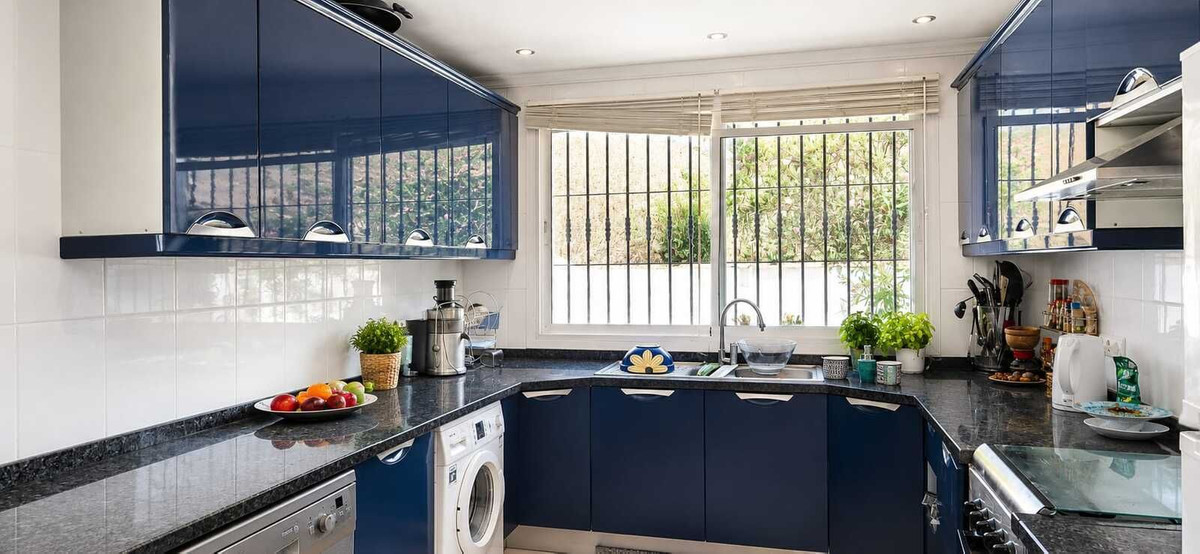 5 Bed Townhouse for sale in Mijas Costa Del Sol, Málaga, Spain
