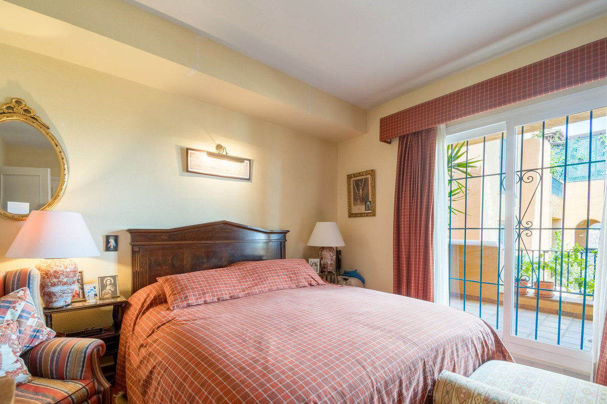 3 Bed Apartment for sale in Nueva Andalucía Costa Del Sol, Málaga, Spain