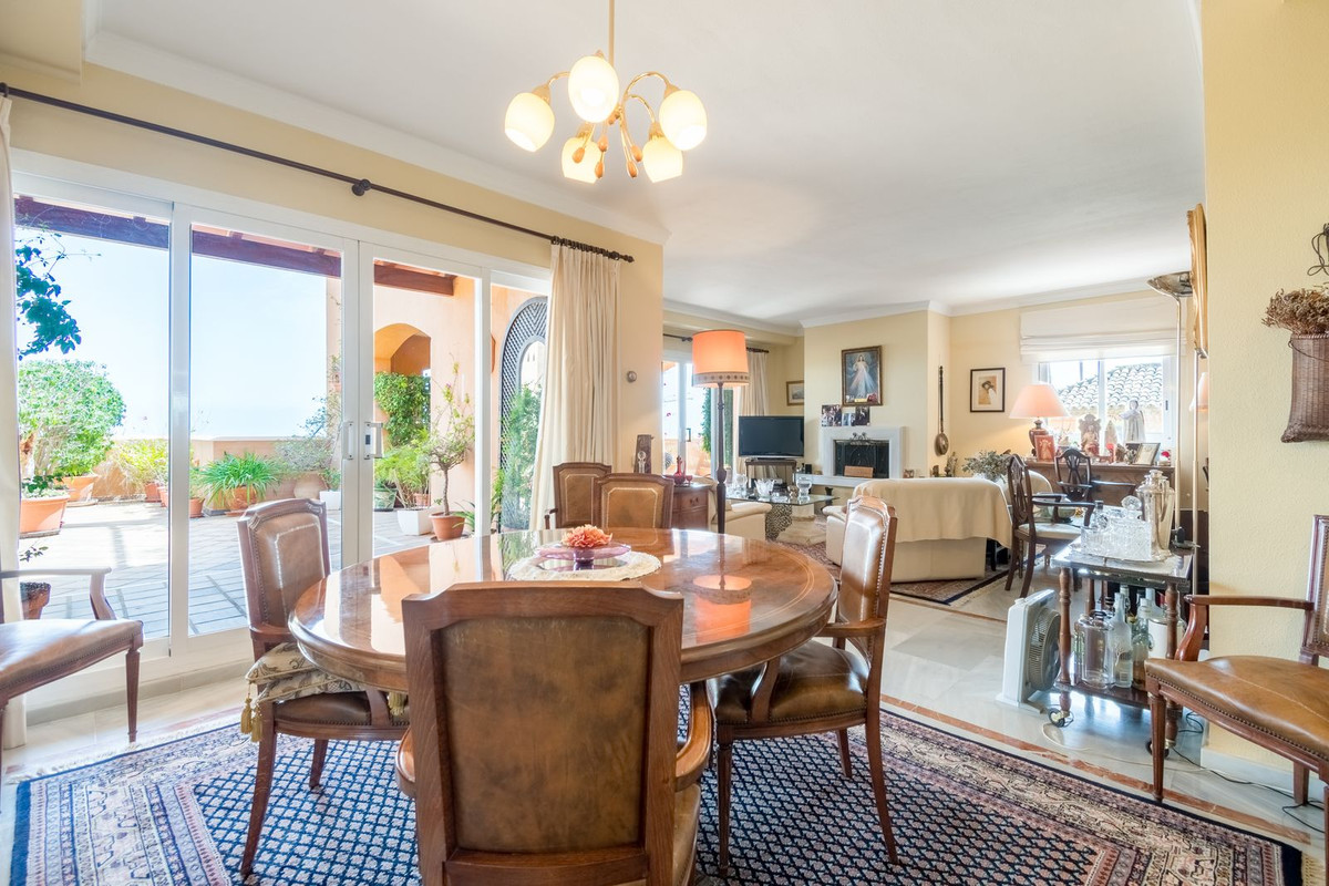 3 Bed Apartment for sale in Nueva Andalucía Costa Del Sol, Málaga, Spain