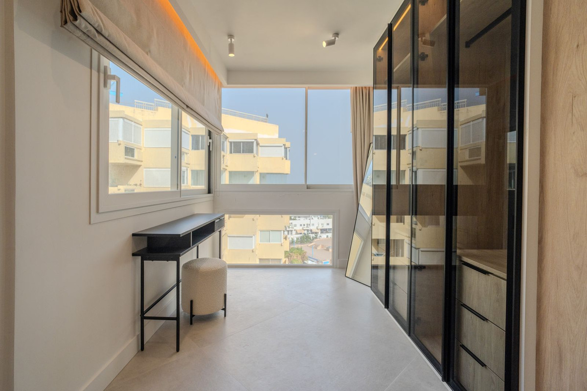 3 Bed Apartment for sale in Marbella Costa Del Sol, Málaga, Spain