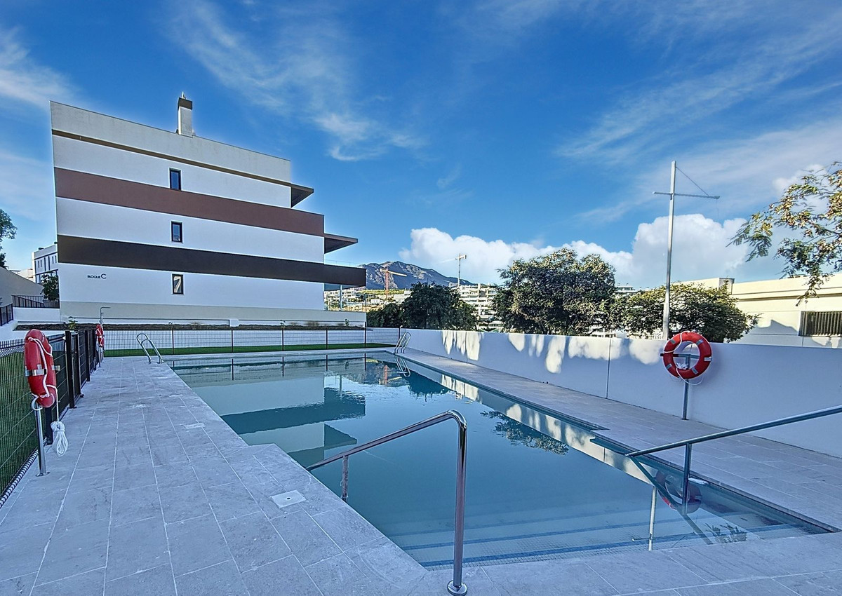 3 Bed Apartment for sale in Estepona Costa Del Sol, Málaga, Spain