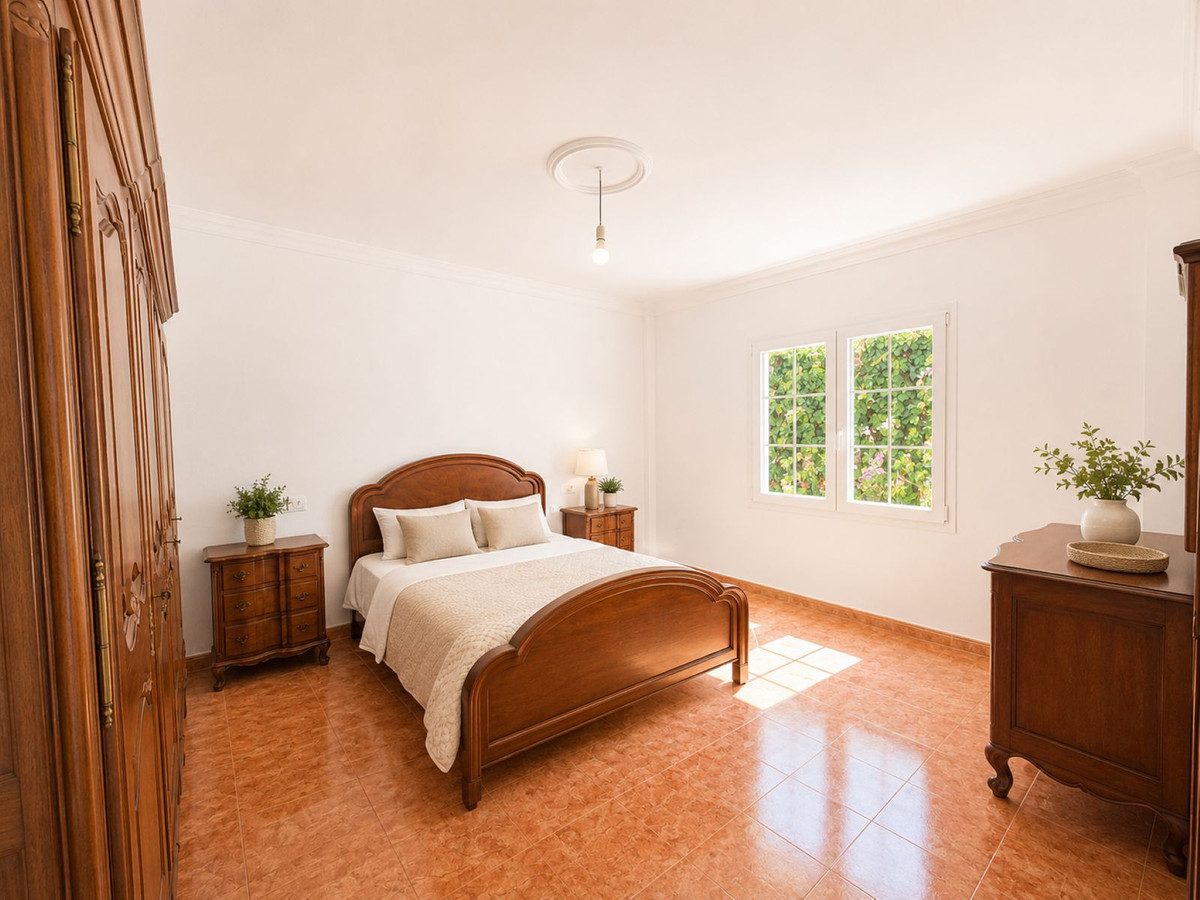 3 Bed Townhouse for sale in Estepona Costa Del Sol, Málaga, Spain