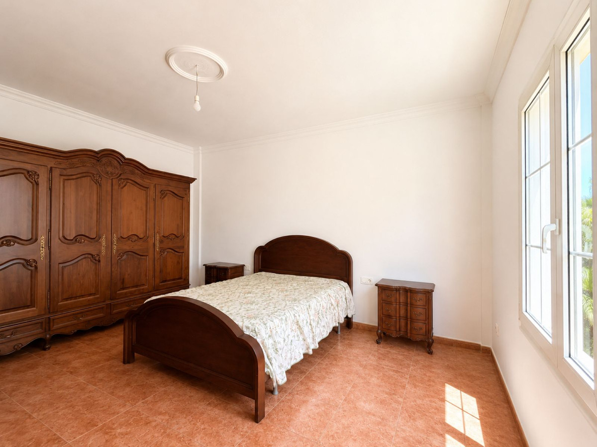 3 Bed Townhouse for sale in Estepona Costa Del Sol, Málaga, Spain