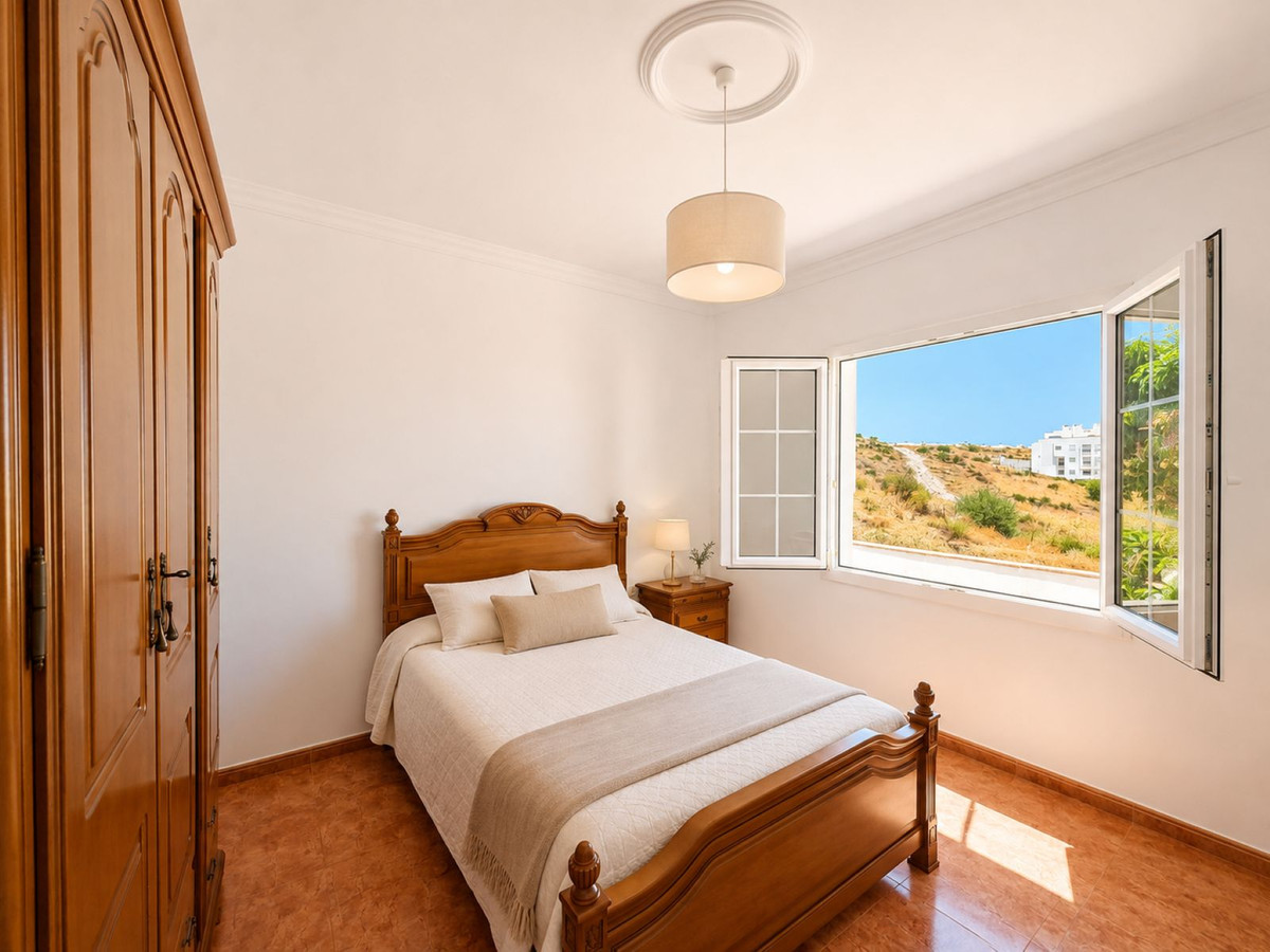 3 Bed Townhouse for sale in Estepona Costa Del Sol, Málaga, Spain